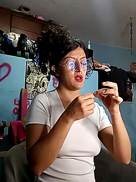 LoveElectra online show from September 2025 02:39:02 PM