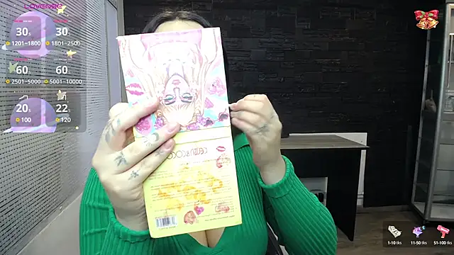 Snapshot of SaraBraun_ chatting on December 2024 12:22:01 PM SaraBraun online show from December 2024 12:22:01 PM