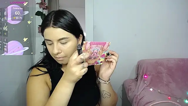 Snapshot of SaraBraun_ chatting on March 2025 07:15:02 PM SaraBraun online show from March 2025 07:15:02 PM