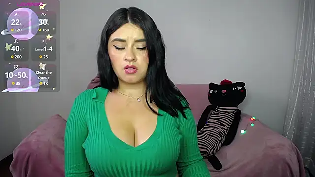 Snapshot of SaraBraun_ chatting on March 2025 07:53:02 PM SaraBraun online show from March 2025 07:53:02 PM