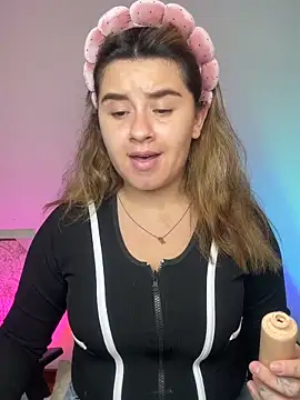SaraBraun  online show from June 2026 06:46:02 PM