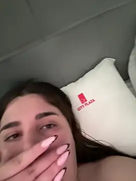 Snapshot of Natalie_21 chatting on March 2025 02:45:01 PM Natalie 21 online show from March 2025 02:45:01 PM