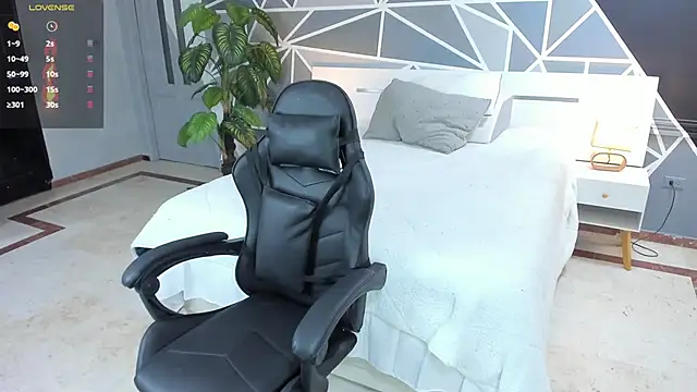 Snapshot of Lucifer_shadow chatting on February 2025 12:50:01 PM Lucifer shadow online show from February 2025 12:50:01 PM