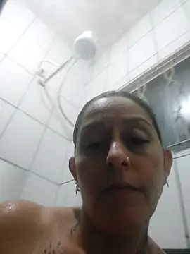 baixinhaloira online show from November 2025 03:07:01 AM