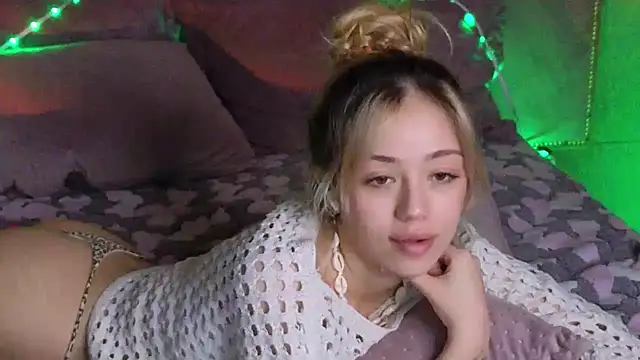 STELLA RICH online show from March 2025 12:34:02 AM