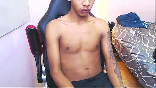 mr stiven  online show from January 2025 05:20:01 AM