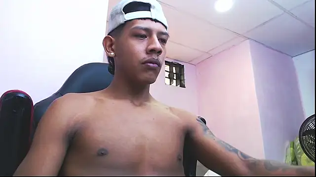 mr stiven  online show from January 2025 08:22:01 AM