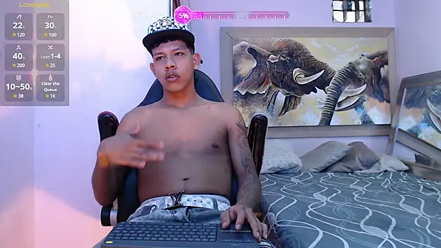 mr stiven  online show from March 2025 02:35:02 AM