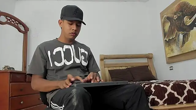 mr stiven  online show from February 2026 04:22:01 AM