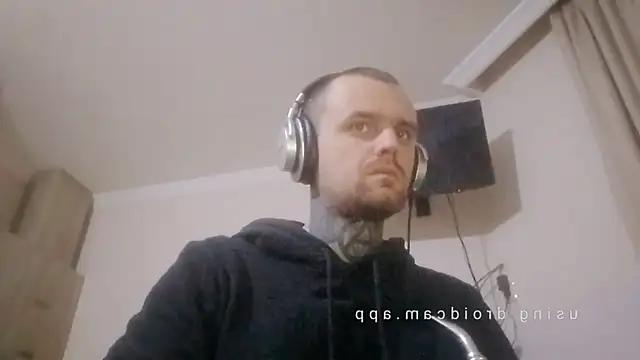 Snapshot of HappyZebra13 chatting on January 2025 06:04:02 PM HappyZebra13 online show from January 2025 06:04:02 PM