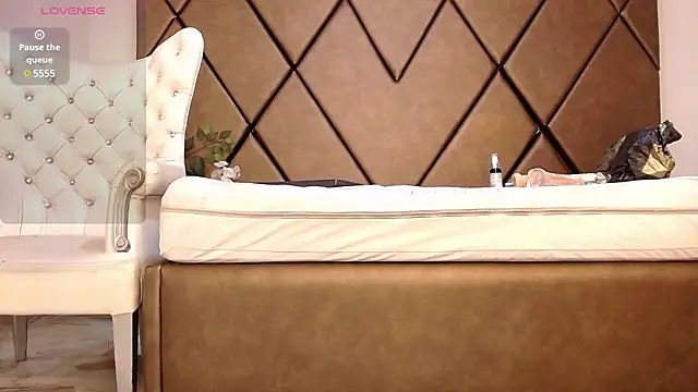 LunitaDiva online show from January 2025 12:07:02 PM