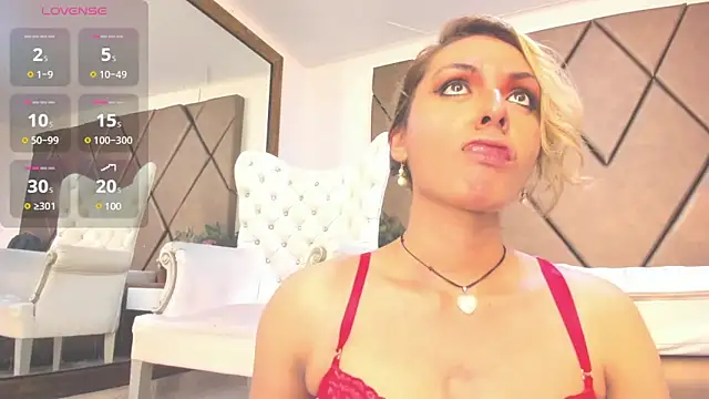 LunitaDiva online show from March 2025 12:33:02 PM