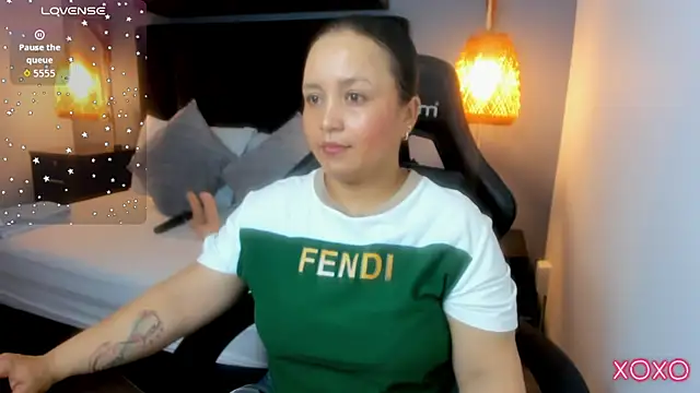 Snapshot of linda_rios_ chatting on May 2026 08:59:02 PM linda rios online show from May 2026 08:59:02 PM