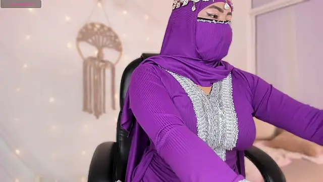 jazmin anbar online show from November 2025 05:41:01 AM