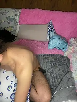 Snapshot of PhoenicianPeter chatting on March 2025 01:42:02 AM PhoenicianPeter online show from March 2025 01:42:02 AM