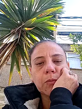 sasi luna online show from November 2025 01:44:02 PM