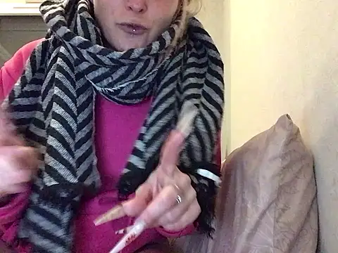 Cally-n online show from February 2025 04:33:02 PM