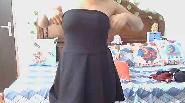 Snapshot of AniHeart chatting on March 2025 07:52:01 AM AniHeart online show from March 2025 07:52:01 AM