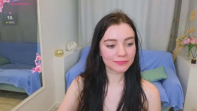 Snapshot of Lana__Cute_ chatting on February 2025 12:45:02 PM Lana Cute online show from February 2025 12:45:02 PM