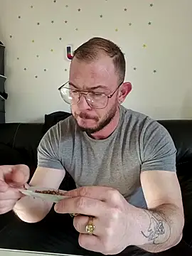 jourdinio13 online show from March 2026 07:31:01 AM