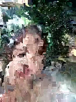 thamygomezz online show from October 2025 02:04:02 PM