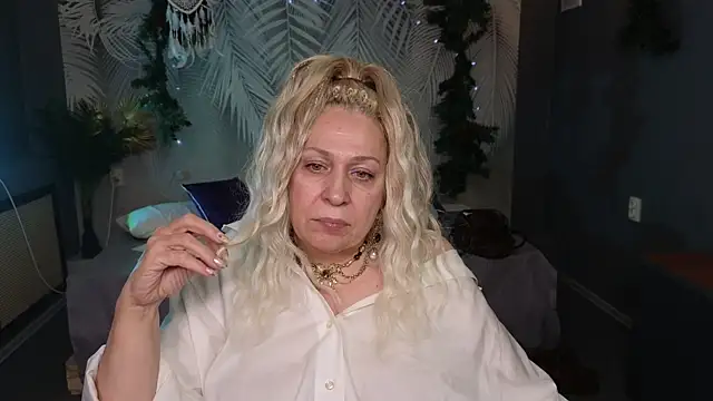 Snapshot of Penelope_Pinky chatting on January 2025 05:27:01 PM Penelope Pinky online show from January 2025 05:27:01 PM