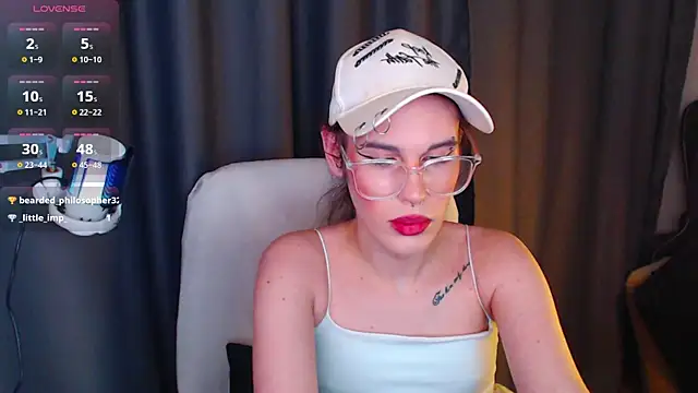 Snapshot of Cassie_Bae chatting on March 2025 12:33:02 AM Cassie Bae online show from March 2025 12:33:02 AM