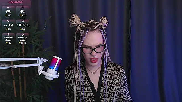 Snapshot of Cassie_Bae chatting on January 2026 11:42:01 PM Cassie Bae online show from January 2026 11:42:01 PM