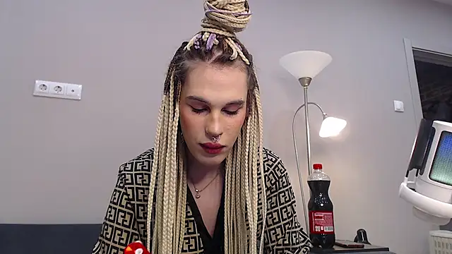 Snapshot of Cassie_Bae chatting on February 2026 06:39:01 PM Cassie Bae online show from February 2026 06:39:01 PM