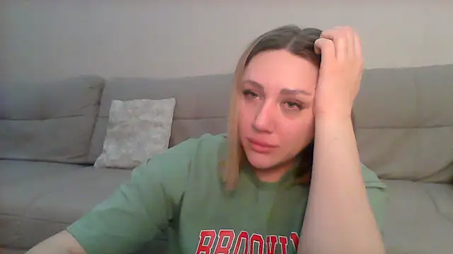 VickyLove047 online show from February 2025 08:39:01 PM