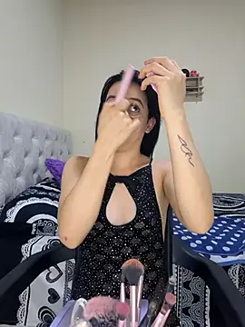 franchezkavegaaa online show from November 2025 12:06:02 PM