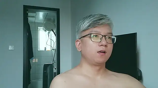 leoUSIR online show from September 2025 08:49:01 AM