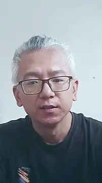 Snapshot of leoUSIR chatting on June 2026 05:21:01 AM leoUSIR online show from June 2026 05:21:01 AM