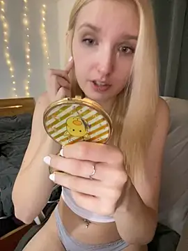 Snapshot of AnnyBelleX chatting on November 2025 04:03:01 PM AnnyBelleX online show from November 2025 04:03:01 PM