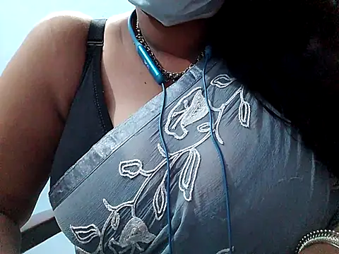 Snapshot of Tamilsathya2024 chatting on January 2025 06:56:01 PM Tamilsathya2024 online show from January 2025 06:56:01 PM