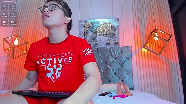 Snapshot of JACK_BLOSSOM_ chatting on December 2024 11:45:02 AM JACK BLOSSOM online show from December 2024 11:45:02 AM