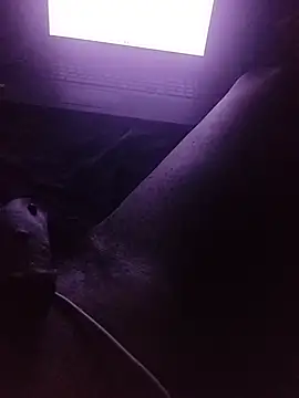 Sakile113 online show from April 2026 05:48:02 PM