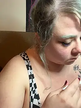 SleazeLouize online show from February 2025 02:05:02 AM