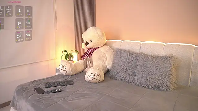 johanafox  online show from March 2026 10:36:01 PM