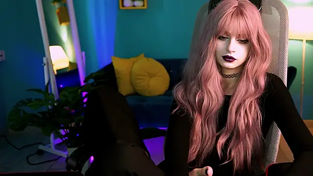 JadeCastle  online show from March 2025 05:19:01 AM