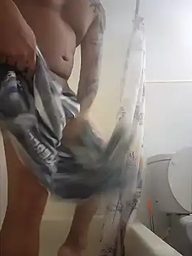 Latino2909 online show from December 2024 01:39:02 AM