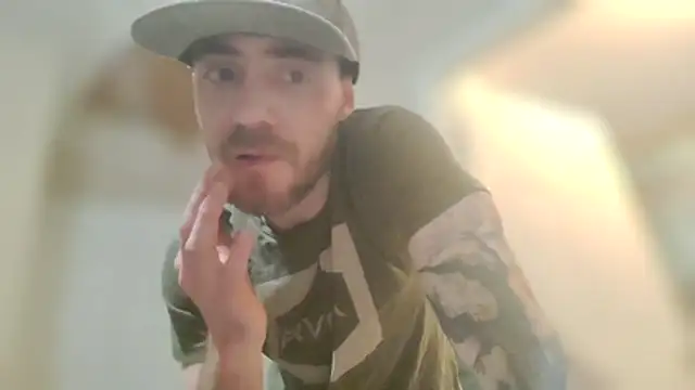 Huntzg23 online show from January 2026 11:08:01 PM