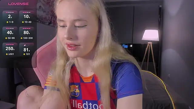 Molly Toads online show from January 2025 05:13:01 PM