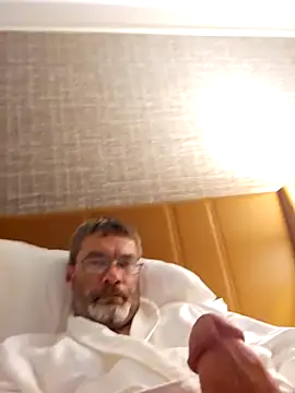 Snapshot of tileguyyy chatting on October 2025 05:14:01 AM tileguyyy online show from October 2025 05:14:01 AM