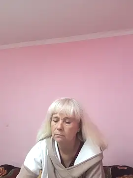 sakura blonde online show from September 2025 06:44:02 PM