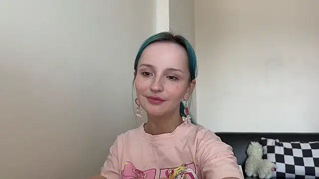 bumble bee online show from December 2024 06:56:02 AM