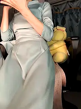 Lucy limon online show from December 2025 09:16:02 AM