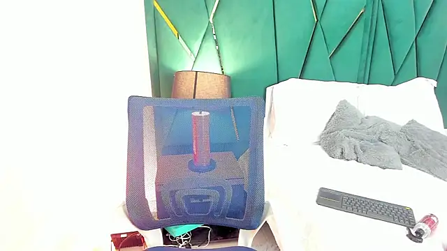 Tamara Myller online show from February 2025 03:28:02 PM