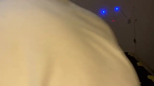 AzallandRoom online show from January 2025 07:08:01 PM