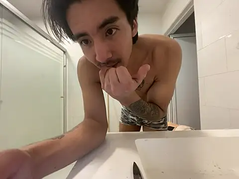 Snapshot of GIOOOO568 chatting on February 2026 07:37:01 AM GIOOOO568 online show from February 2026 07:37:01 AM